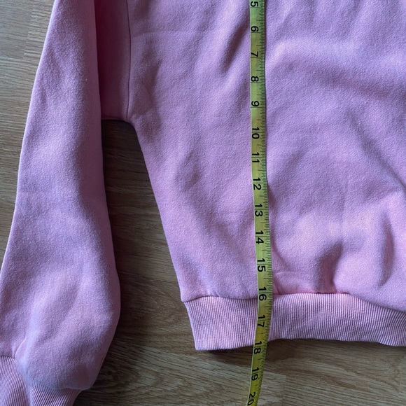 Cropped Pink Sweatshirt - Picture 3 of 3